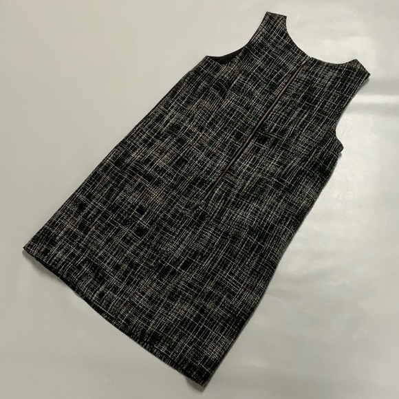 Women’s tweed dress, size 6P - Picture 2 of 5